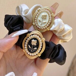 2pcs Women's Black & White Rose Satin Scrunchie, Stylish And Elegant Hair Tie,